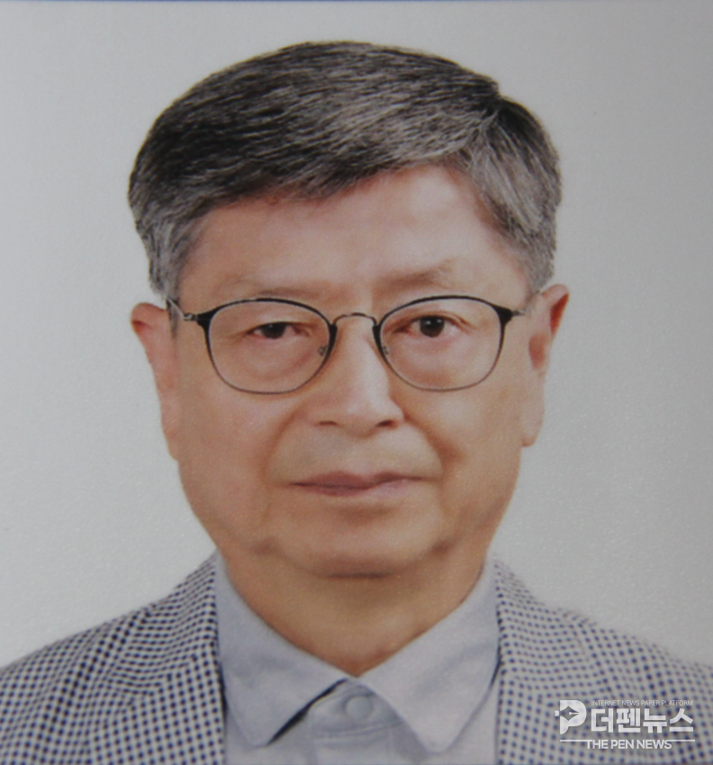 “장수군보건의료원 신임 원장으로 취임한 노승무 박사.”