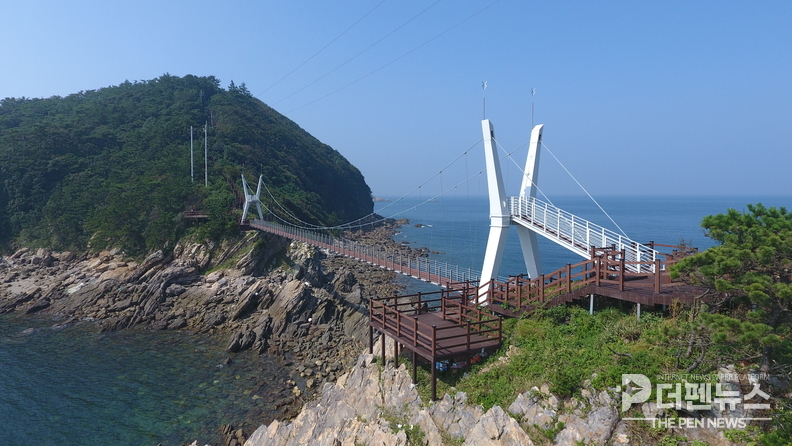 고군산군도 말도~보농도 구간 해상인도교에서 시범 개통을 앞둔 트레킹 코스